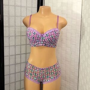 BRAND NEW BLACK FUCHSIA BY SECRET LACE LLC MULTI-COLOR PANTY &BRAD LACE SET
